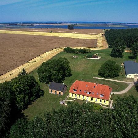 Ferienhaus Gut Rattelvitz Insel Ruegen Gingst Luaran gambar