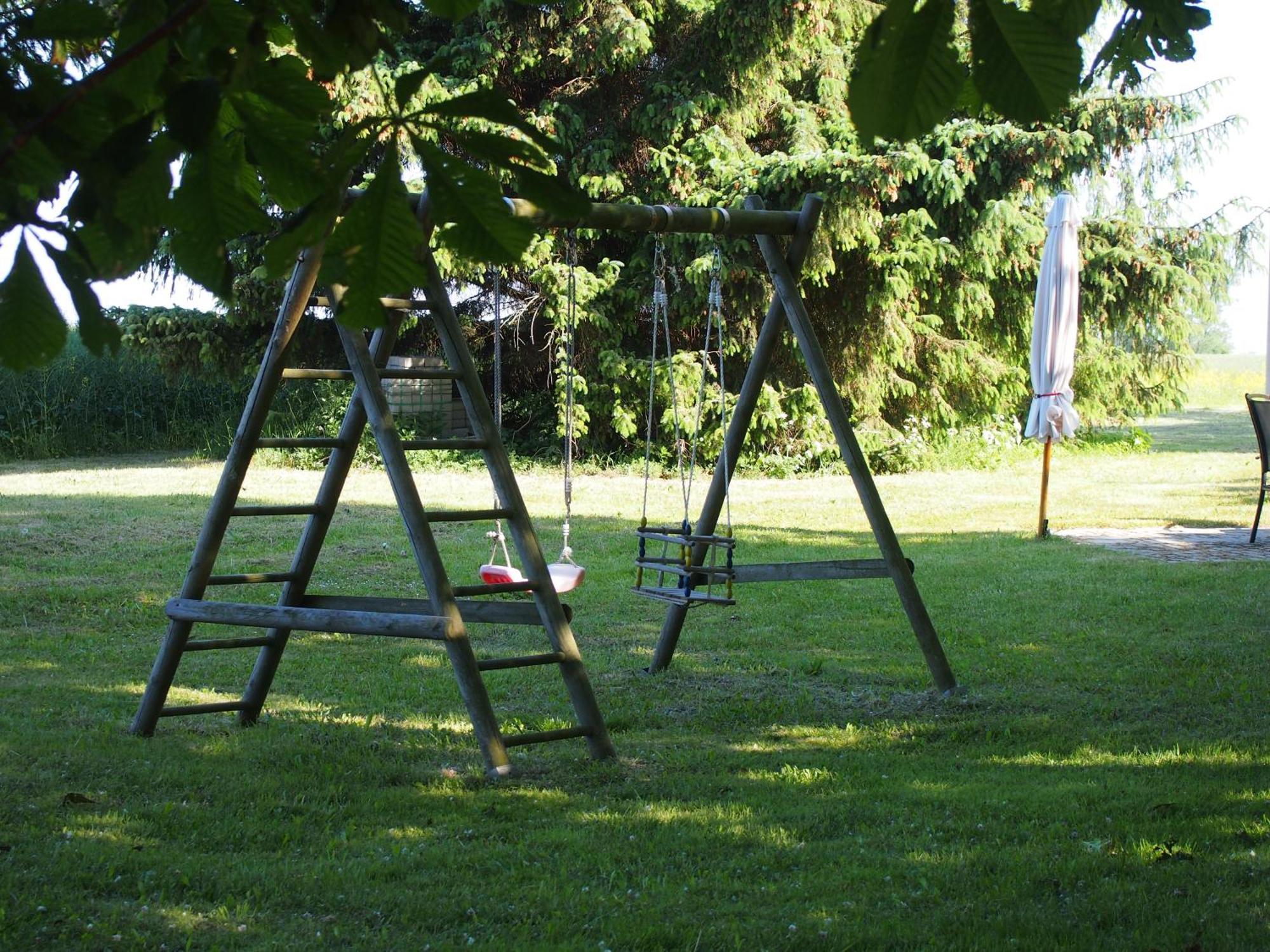 Ferienhaus Gut Rattelvitz Insel Ruegen Gingst Luaran gambar